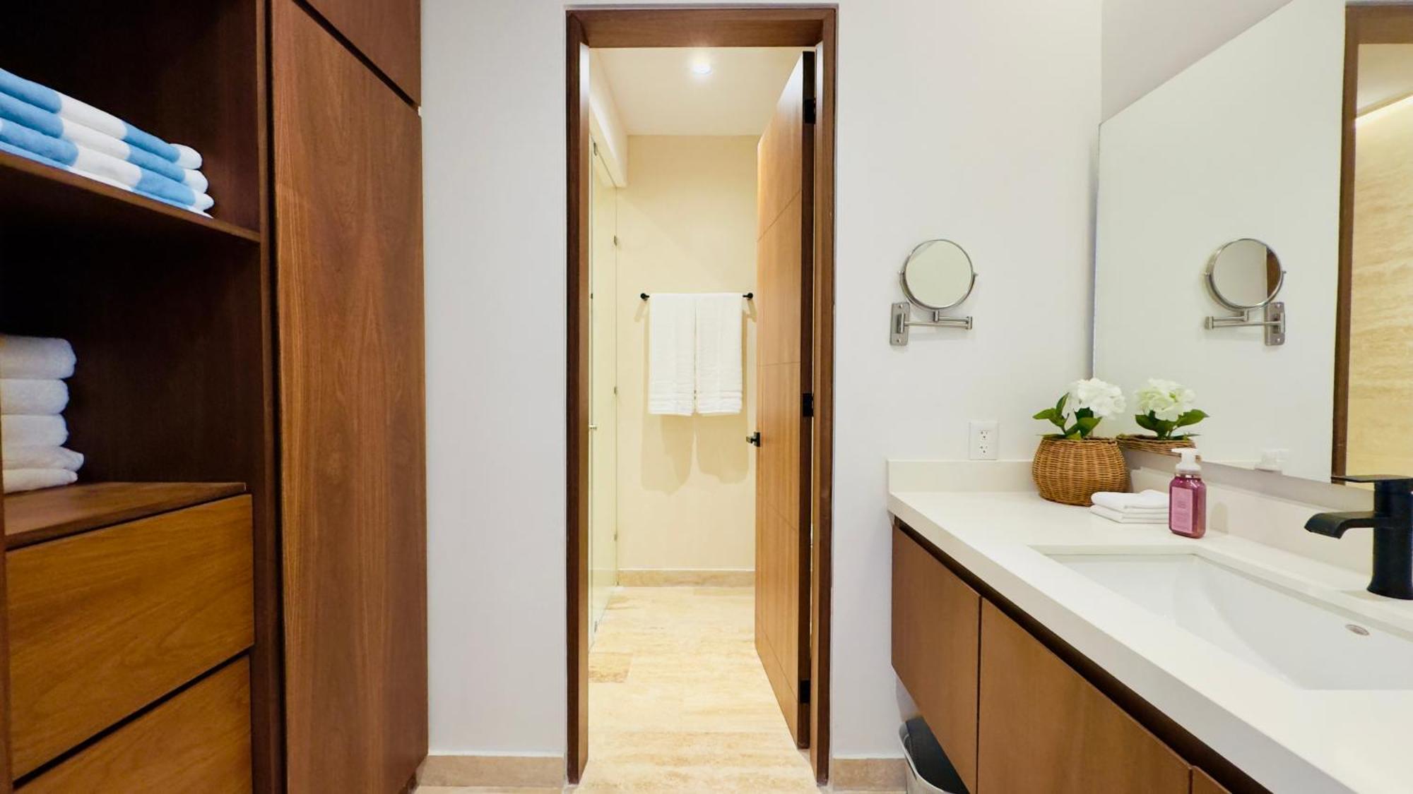 Apartment Karanda *